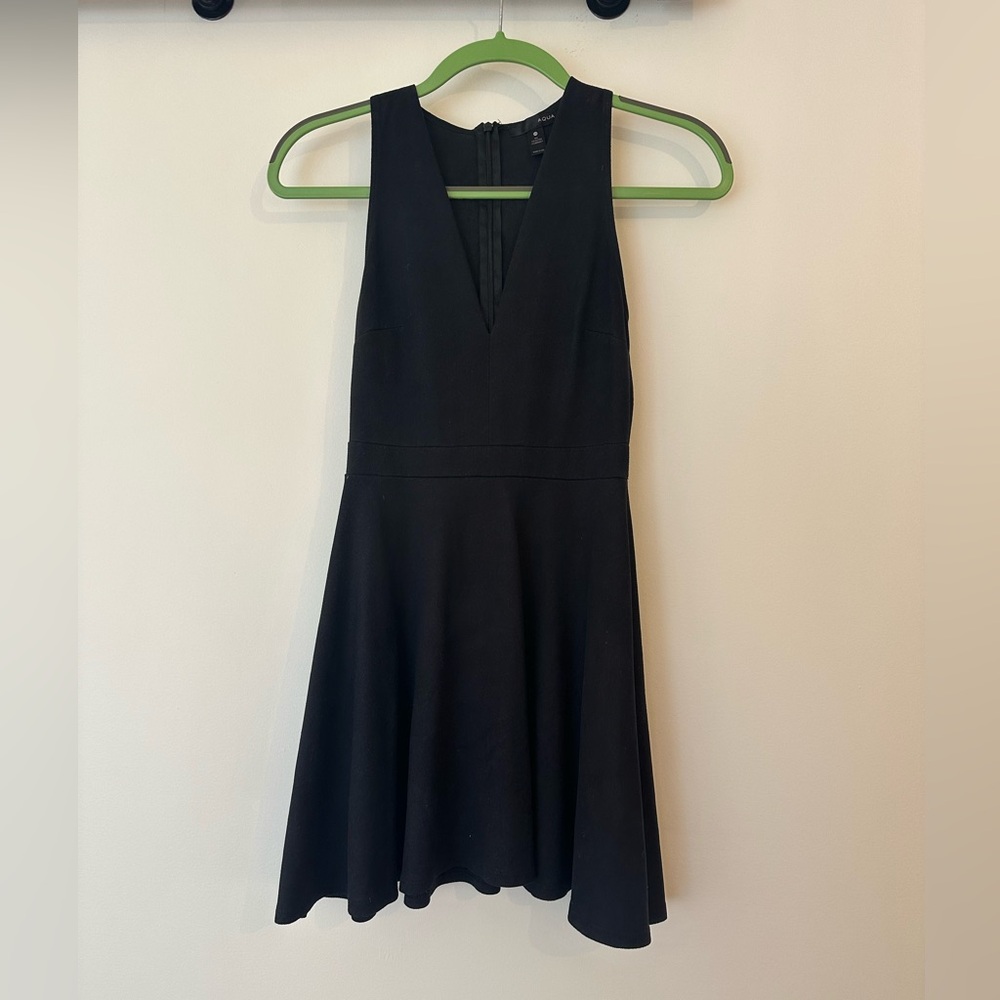 Elegant Black Sleeveless Dress